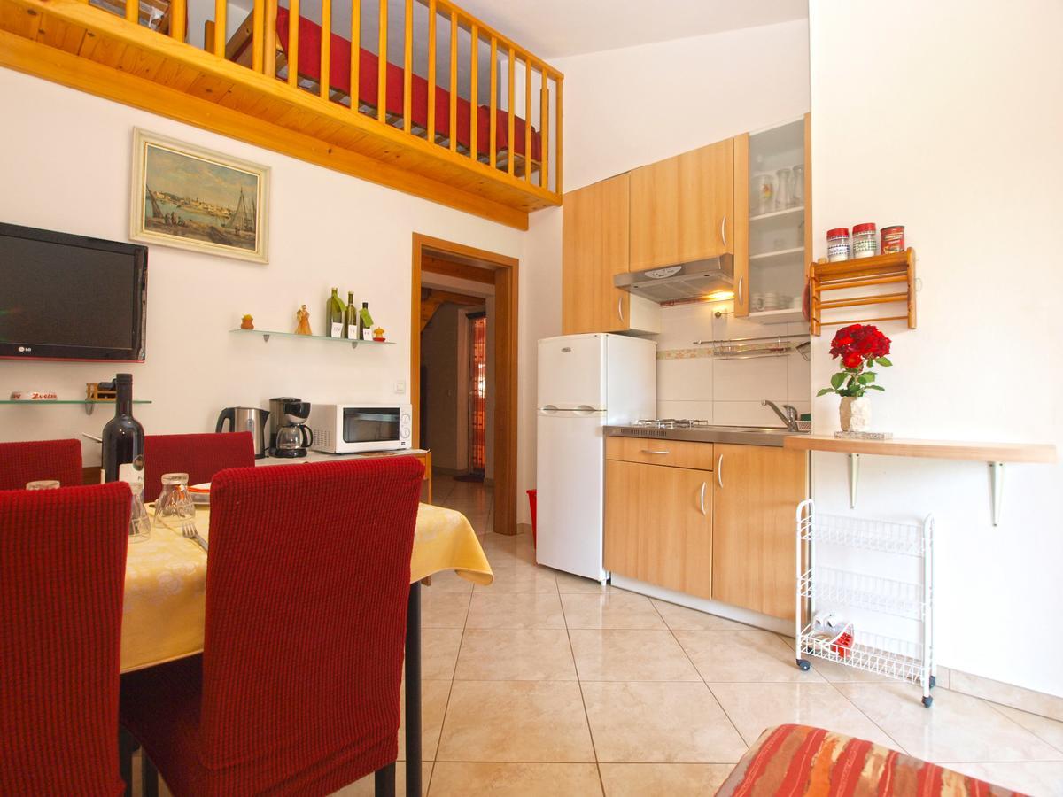 Apartments Vodnjanka 1656 Luaran gambar