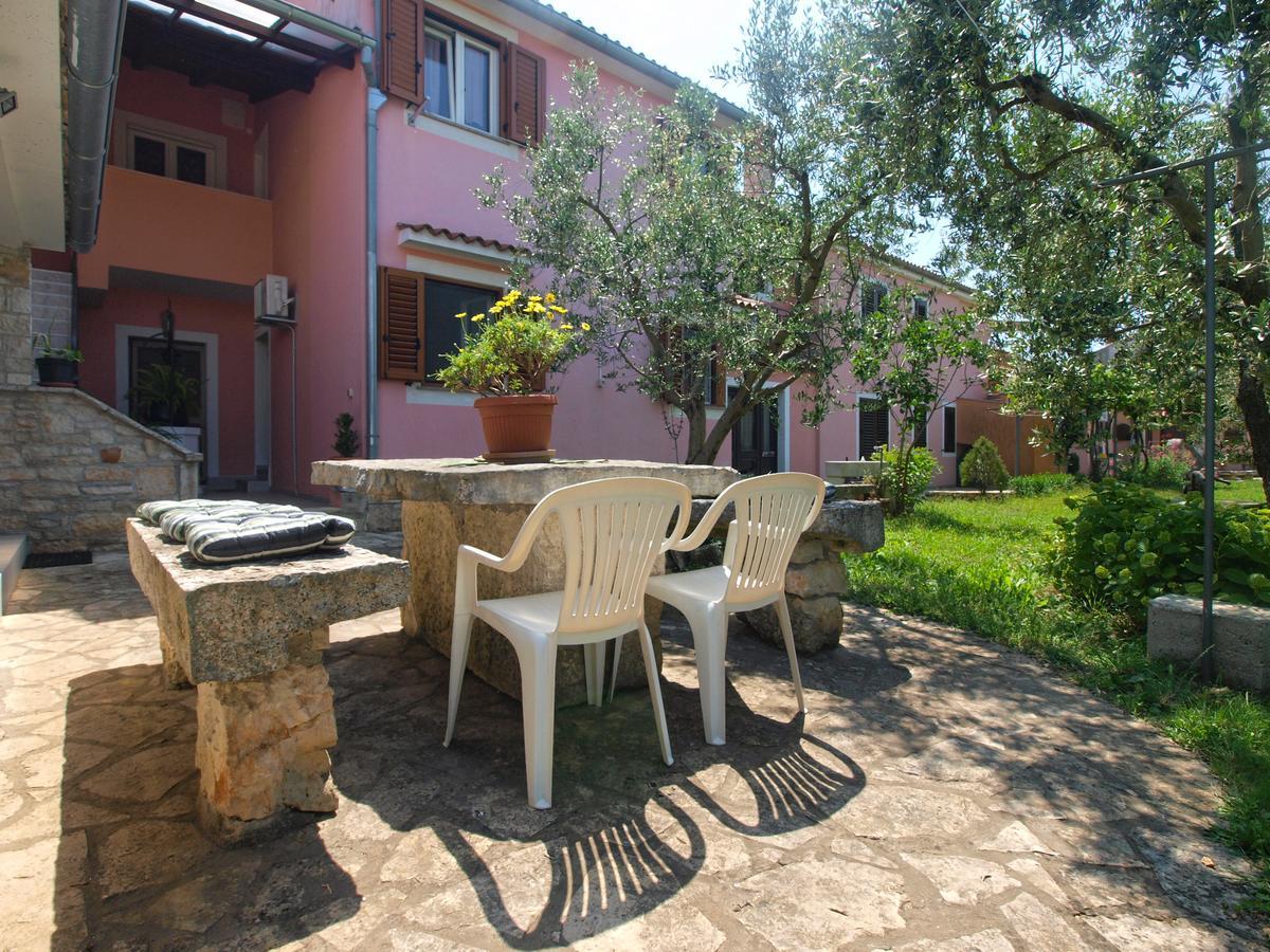 Apartments Vodnjanka 1656 Luaran gambar